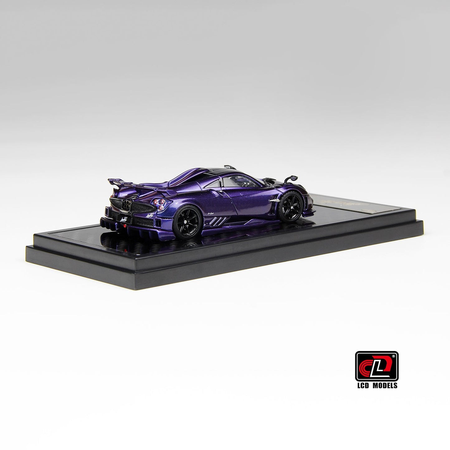 LCD Models - Pagani Imola Coupe Chameleon - Scale 1/64 LCD64041-CH