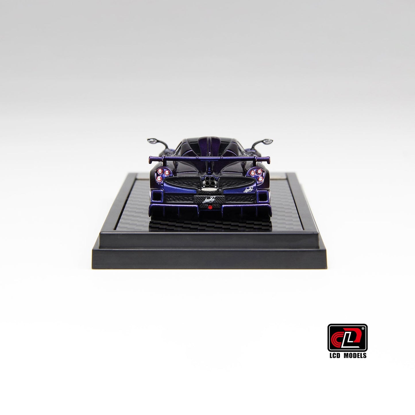 LCD Models - Pagani Imola Coupe Chameleon - Scale 1/64 LCD64041-CH