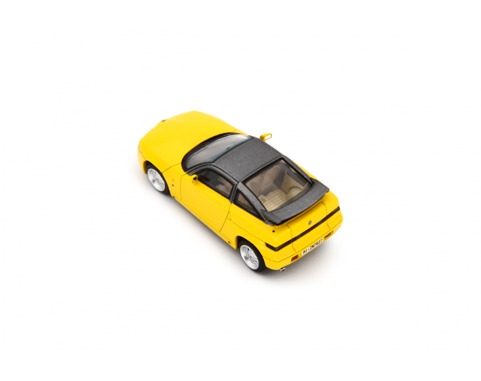 Laudoracing - Alfa Romeo SZ (Es 30) 1989 Giallo - Scala 1/64