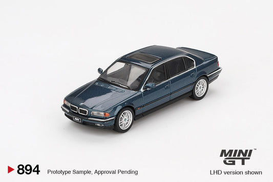 Mini GT - BMW 750IL Sorrento Blue Metallic - Scala 1/64 MGT00894-L