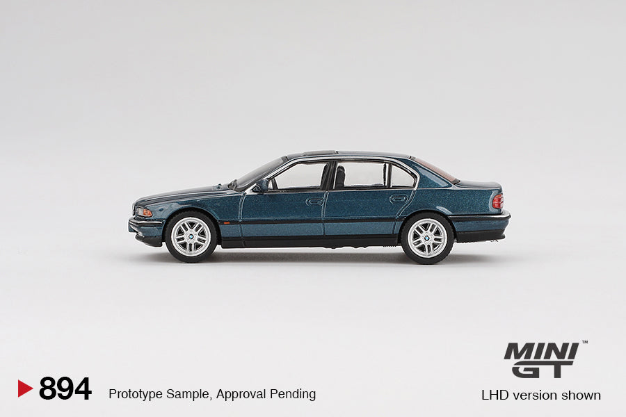 Mini GT - BMW 750IL Sorrento Blue Metallic - Scale 1/64 MGT00894-L