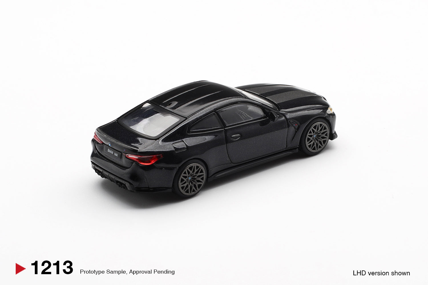 PRE-ORDER] - Mini GT - BMW M4 (G82) CS Black Sapphire 2025 - Scale