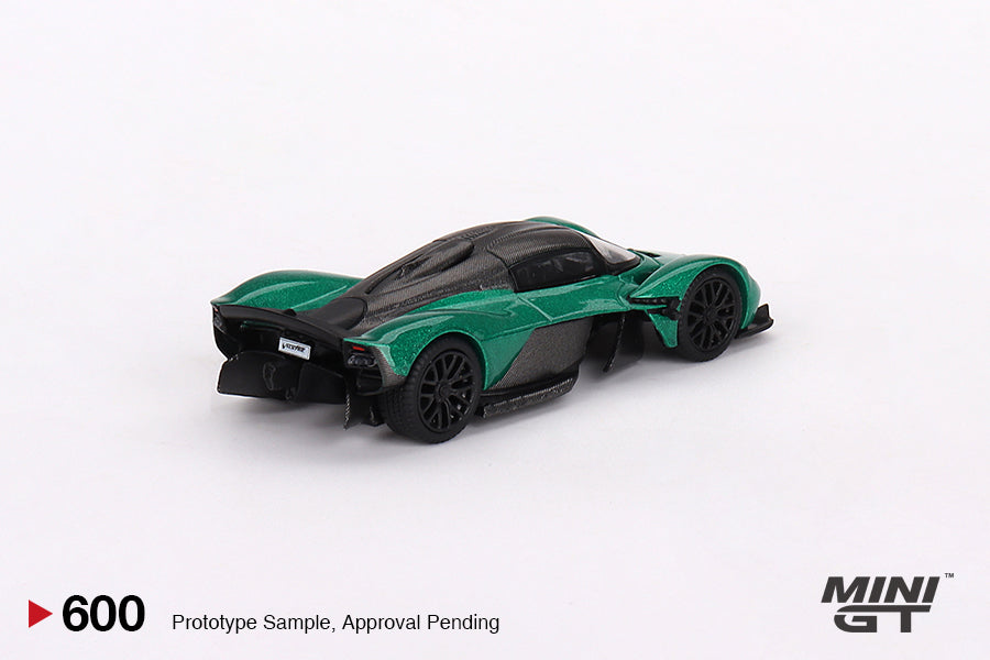Mini GT - Aston Martin Valkyrie Aston Martin Racing Green - Scale 1/64 MGT00600