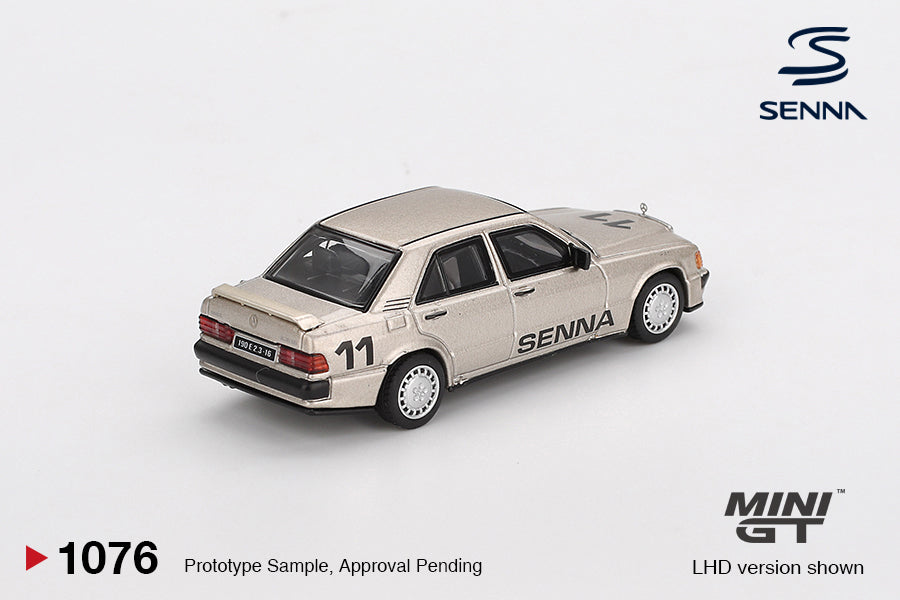 Mercedes-Benz 190 E 2.3-16 n° 11 Ayrton Senna CouRSe des Champions du Nürburgring 1984 avec figurine - Mini GT - Échelle 1/64 MGT01076-BL Emballage blister