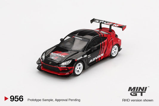 Mini GT - Toyota GR86 HKS TYPE R ADVAN 2022 Tokyo Auto Salon - Scale 1-64 MGT00956-R