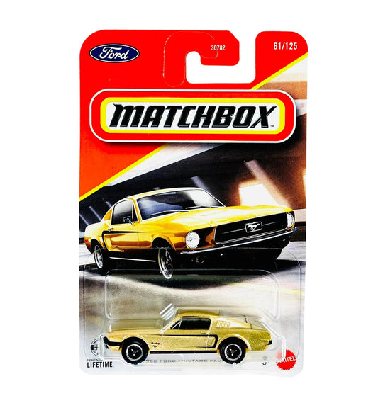 Matchbox - 1968 Ford Mustang Fastback Or #61 Carte Longue - Échelle 1/64 Environ.