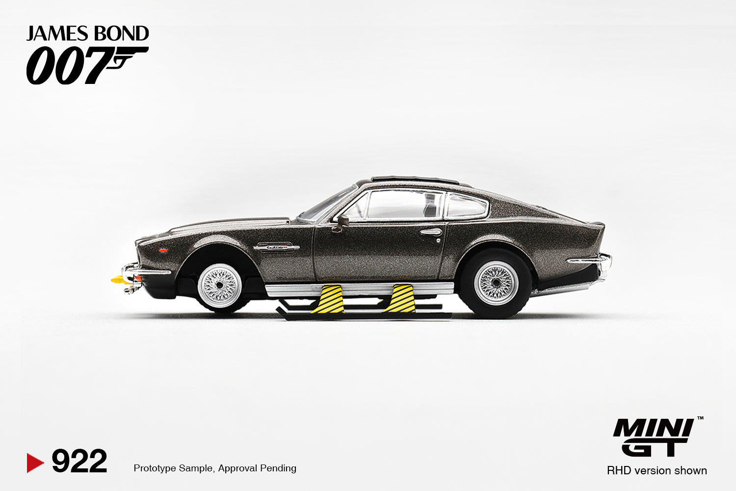 PRE-ORDER] Mini GT - Aston Martin V8 Vantage 