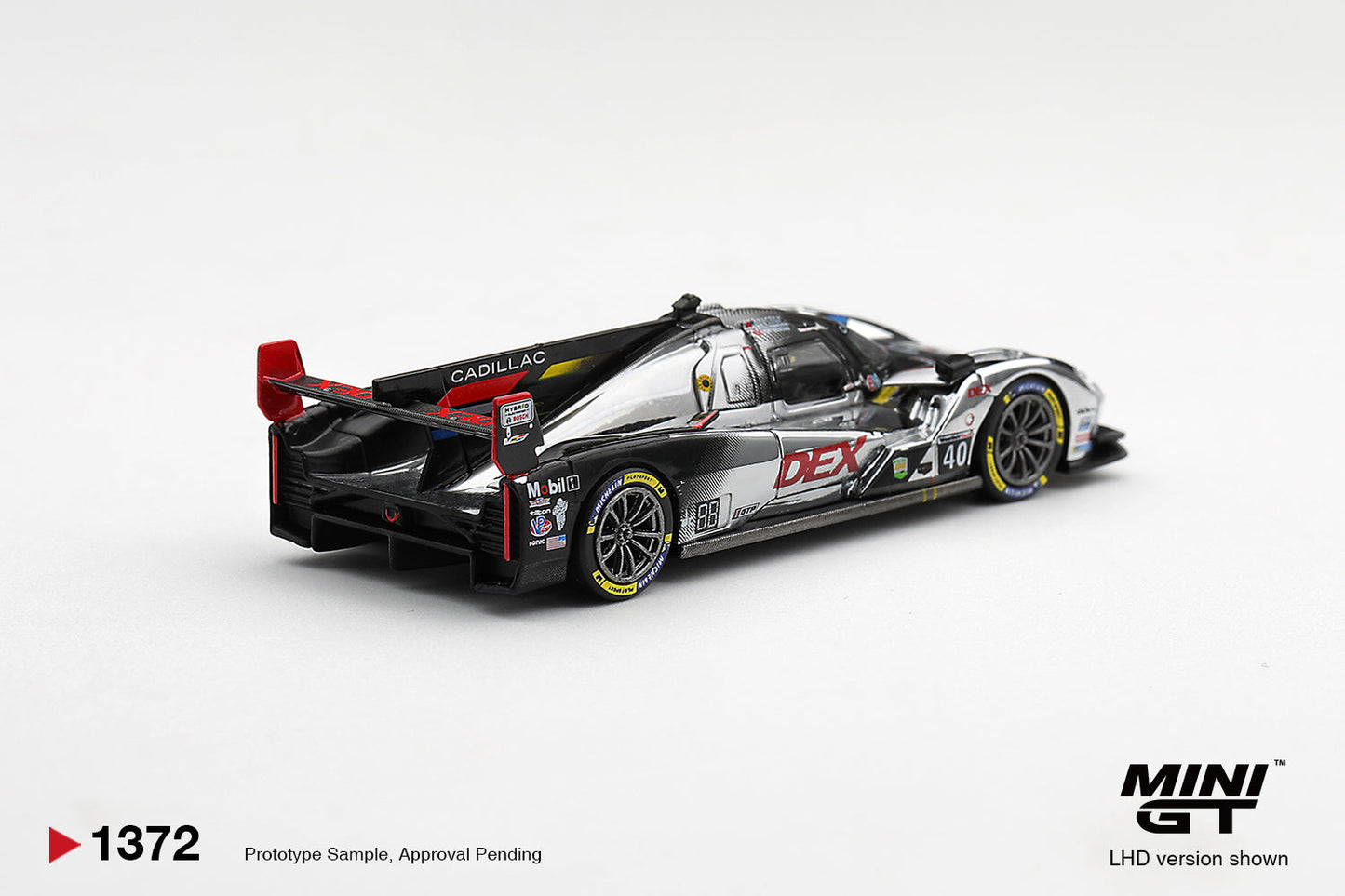 [PRE-ORDER] Mini GT - Cadillac V-Series R #40 Cadillac Wayne Taylor Racing Daytona 24Hrs 2025- 1/64 Scale MGT01372-L