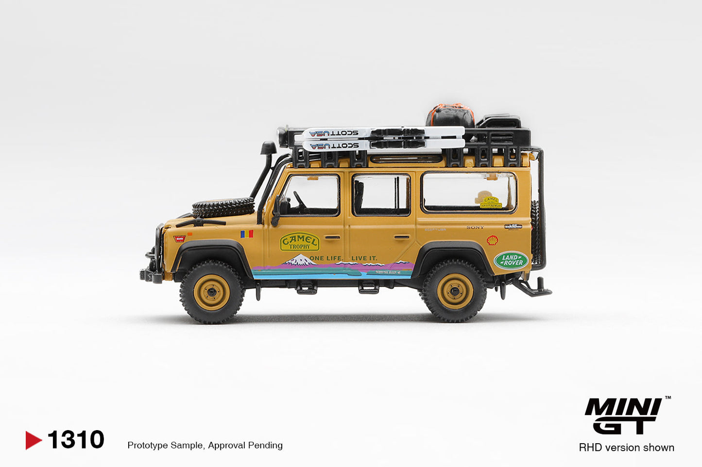 [PRE-ORDER] Mini GT - Land Rover Defender 110 Camel Trophy Tierra del Fuego CT10 Team Romania 1998 – 1/64 Scale MGT01310-R