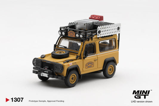 Mini GT - Land Rover Defender 90 Camel Trophy Borneo Team Japan 1985 – 1/64 Scale MGT01307-L