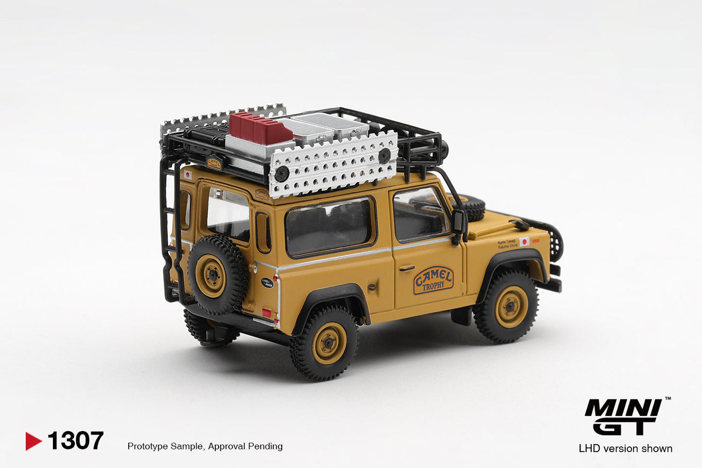 [PRE-ORDER] Mini GT - Land Rover Defender 90 Camel Trophy Borneo Team Japan 1985 – 1/64 Scale MGT01307-L
