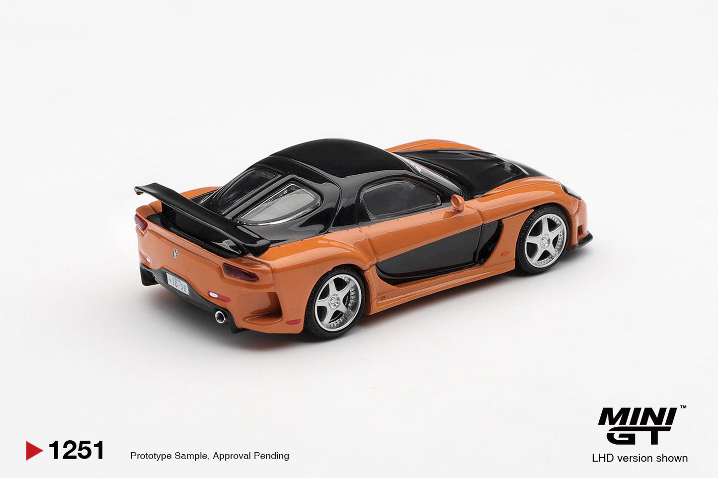 [PRE-ORDER] Mini GT - Mazda RX-7 VeilSide Fortune - The Fast and the Furious: Tokyo Drift 2006 - Han Seoul-Oh - 1/64 Scale MGT01251-BL Blister Packaging