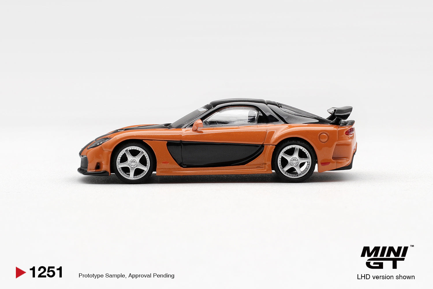 PRE-ORDER] Mini GT - Mazda RX-7 VeilSide Fortune - The Fast and