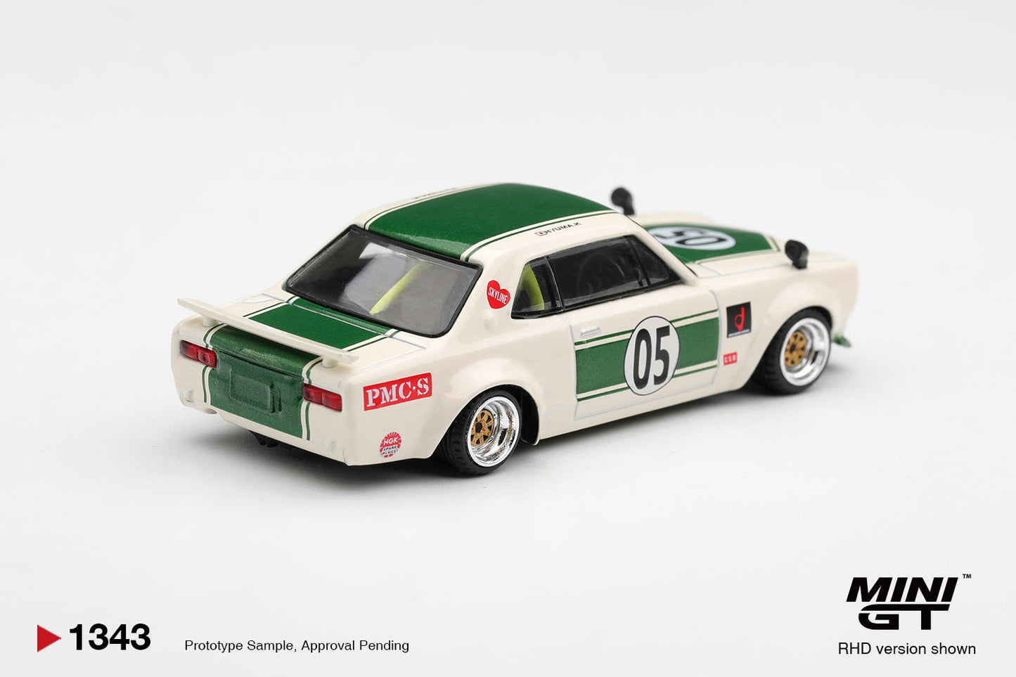 [PRE-ORDER] Mini GT - Nissan Skyline GT-R (KPGC10) LB-WORKS "HAKOSUKA" White / Green 1971 - Scala 1/64 MGT01343-R