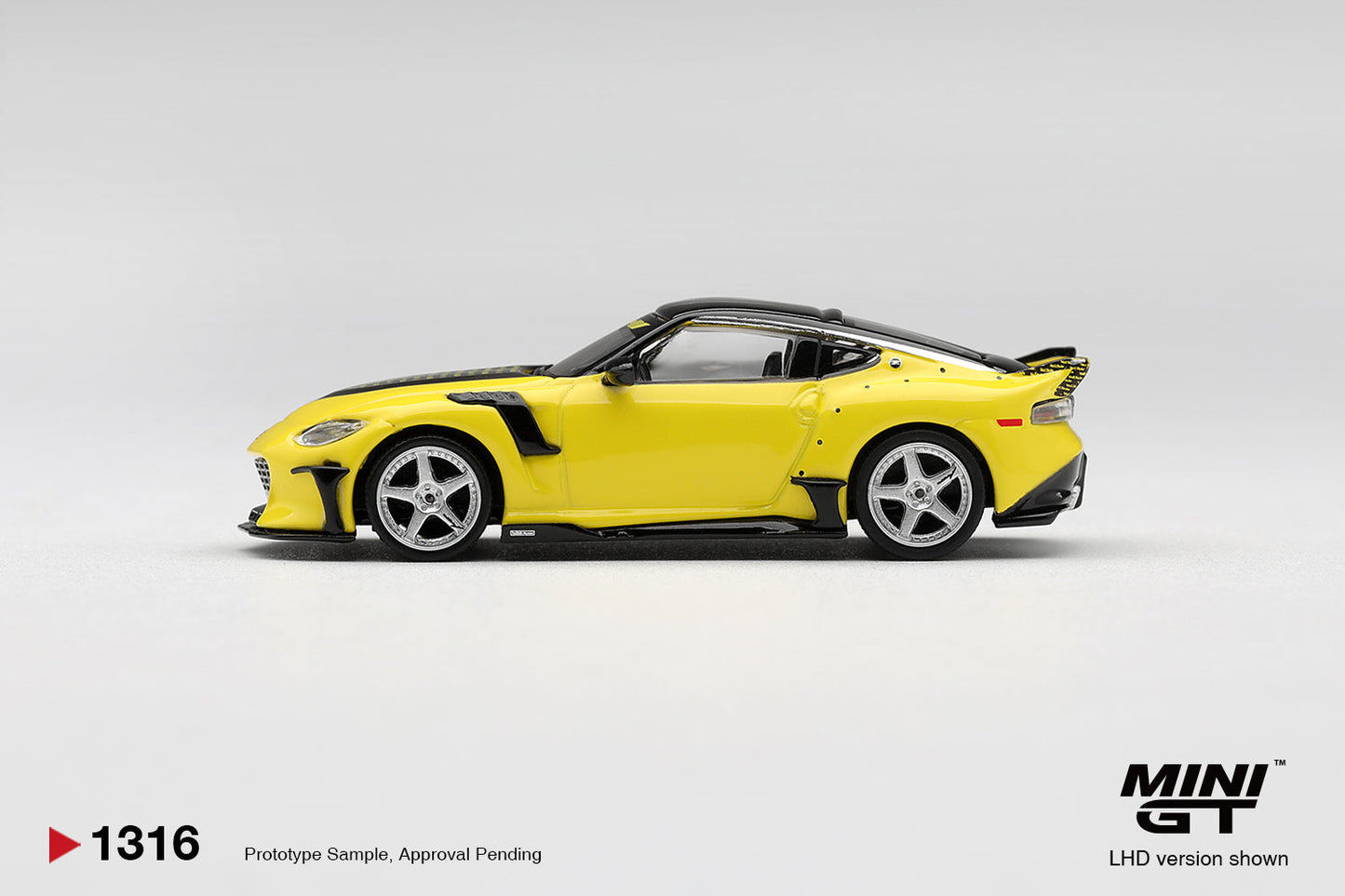 [PRE-ORDER] Mini GT - Nissan Z FFZ400 VeilSide Ikazuchi Yellow - Scala 1/64 MGT01316-L