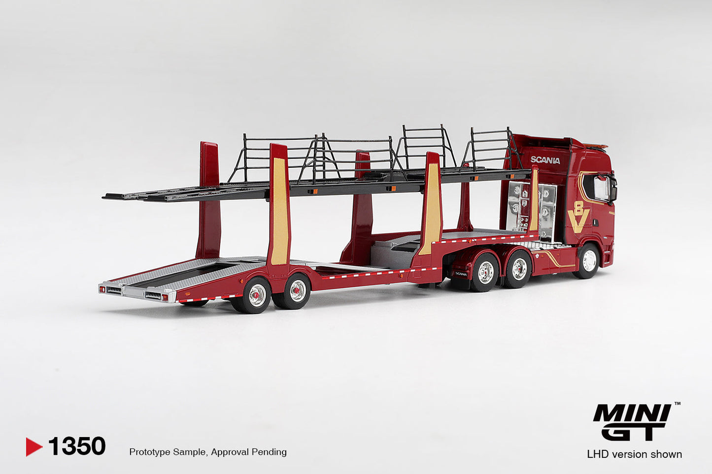 [PRE-ORDER] Mini GT - Scania 770S A6x4NA Car Transporter V8 50th anniversary + Car transporter Red - Scala 1/64 MGT01350-L