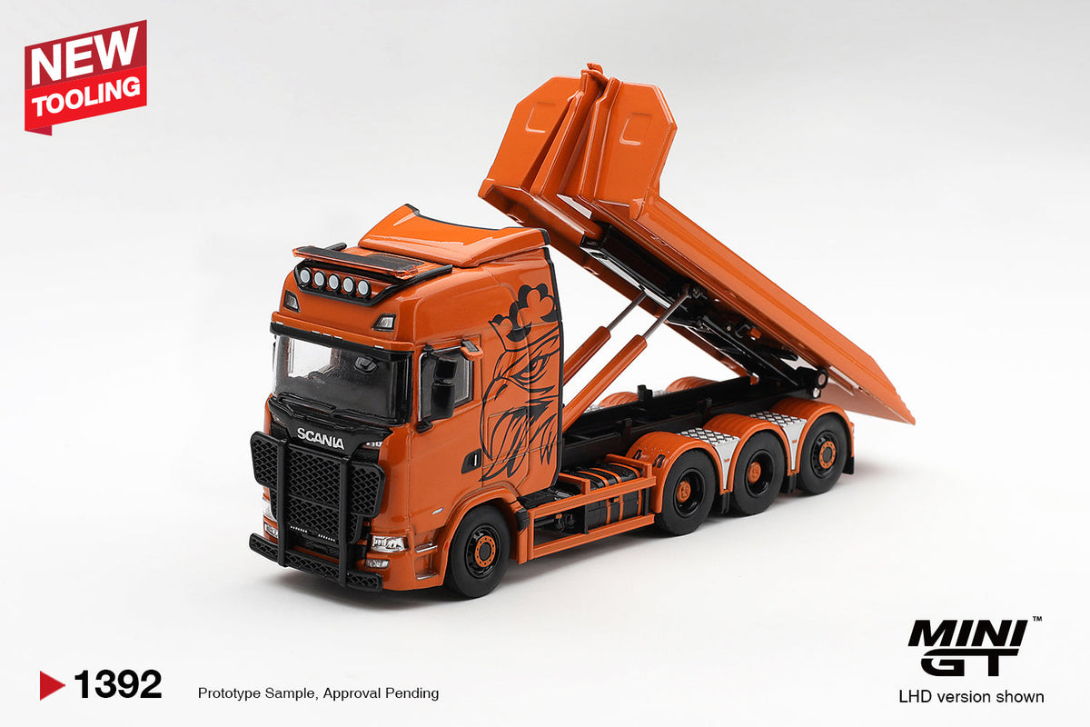 [PRE-ORDER] Mini GT - Scania 770S B8X4NA Hooklift Flatbed Orange 2025 - 1/64 Scale MGT01392-L