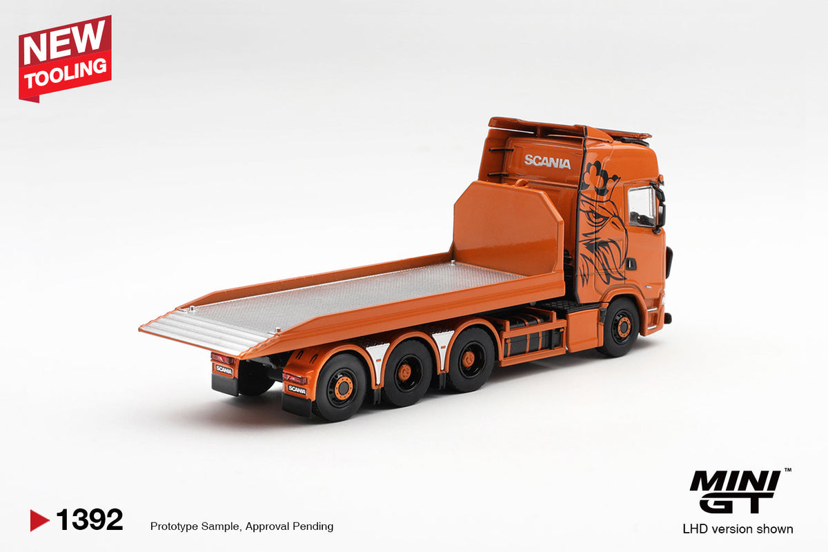 [PRE-ORDER] Mini GT - Scania 770S B8X4NA Hooklift Flatbed Orange 2025 - 1/64 Scale MGT01392-L