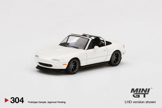 Mini GT - Mazda Miata MX-5 (NA) Tuned Version Classic White RHD - Scale 1/64 MGT00304-R