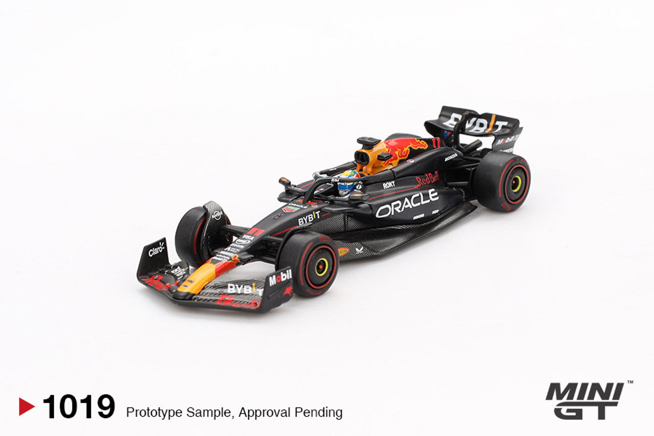 [PRE-ORDER] Mini Gt - 2024 Formula 1 Bahrain GP 2nd Place Oracle Red Bull Racing RB20 #11 Sergio Pérez - Scale 1/64 MGT01019-L