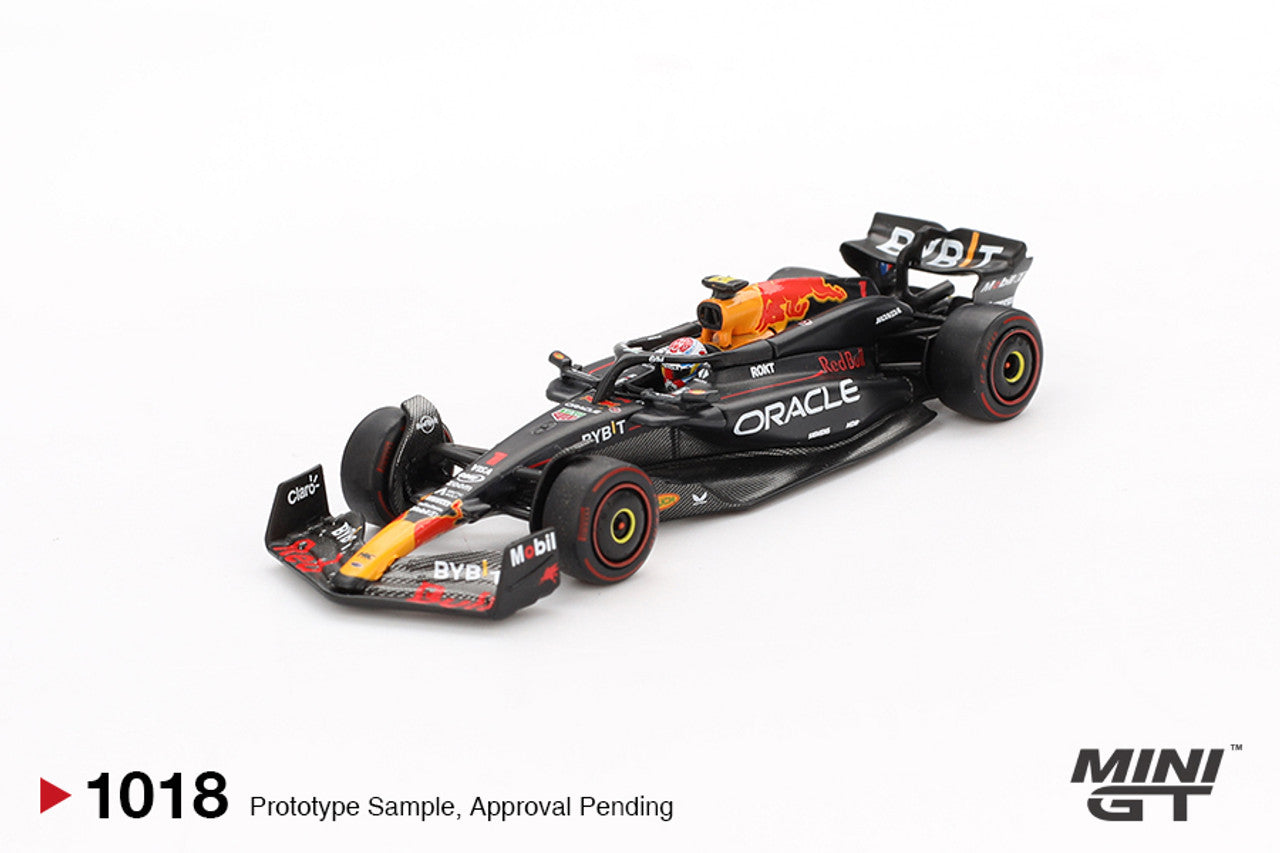 [PRE-ORDER] Mini Gt - 2024 Formula 1 Bahrain GP Winner Oracle Red Bull Racing RB20 #1 Max Verstappen - Scale 1/64 MGT01018-L