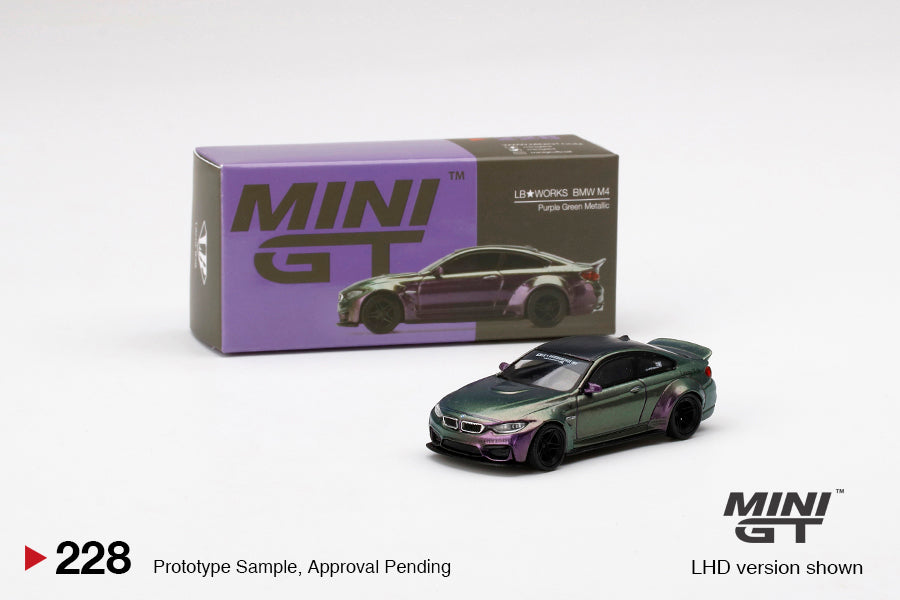 Mini Gt - LB★WORKS BMW M4 Purple-Green Metallic - Scala 1/64 MGT00228