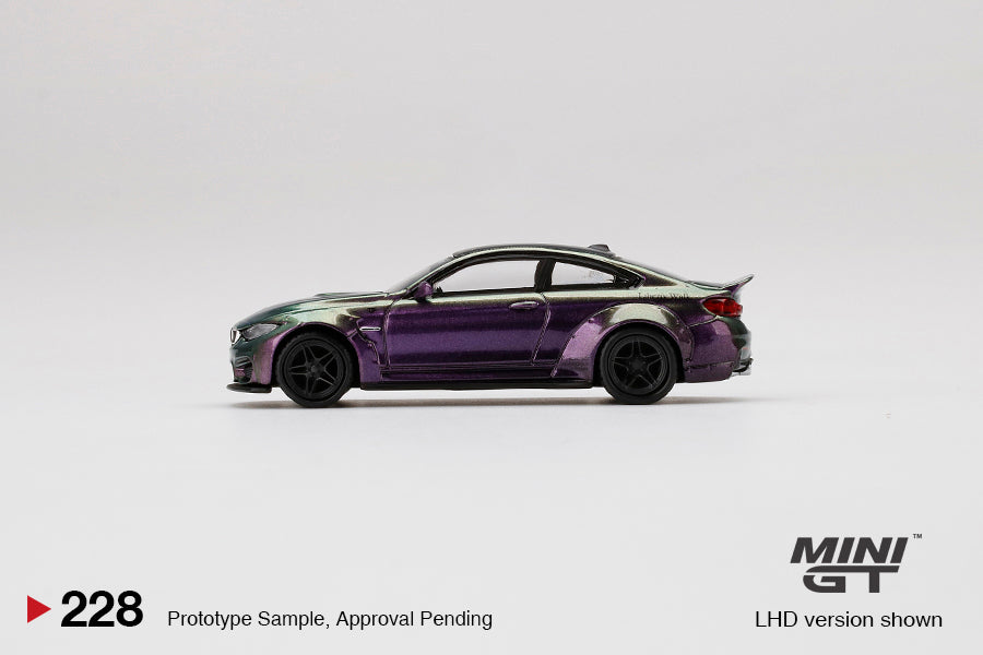 Mini Gt - LB★WORKS BMW M4 Purple-Green Metallic - Scala 1/64 MGT00228