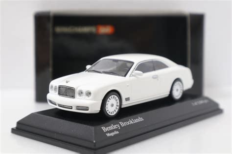 Minichamps - Bentley Brooklands 2006 White - Scala 1/64 640139620