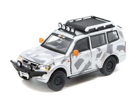 BM Creations - Mitsubishi 3Gen Pajero Ice Pack LHD - Scale 1/64 64B0048