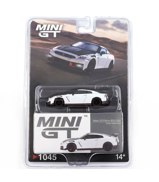 Mini GT - Nissan GT-R (35) Nismo Brilliant White Pearl 2024 - Scale 1/64 MGT01045-BL Blister Packaging