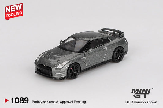 [PRE-ORDER] Mini GT - Nissan GT-R (R35) CRS Version Dark Metal Gray 2013 - Scale 1/64 MGT01089-R