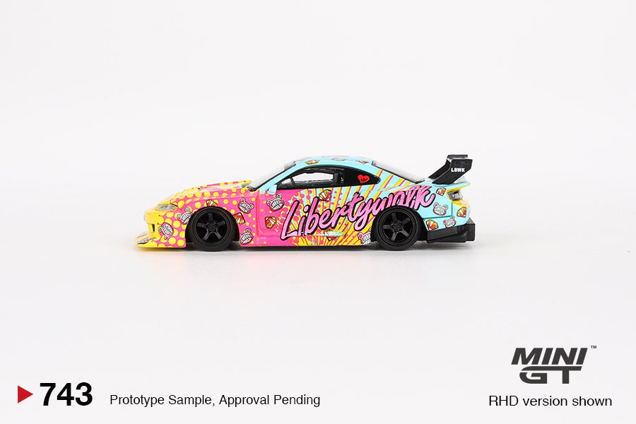 Mini GT - Nissan LB-Super Silhouette S15 SILVIA LBWK KUMA - Scala 1/64 MGT00743-R