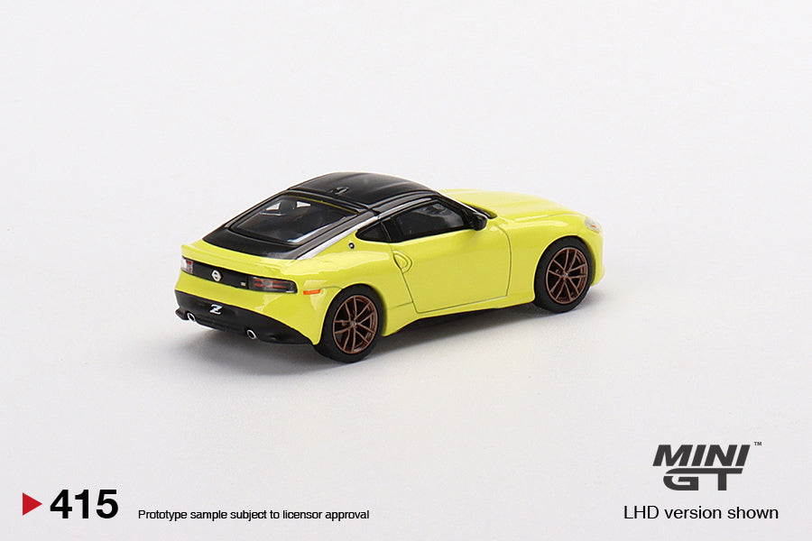 Mini GT - Nissan Z Proto Spec 2023 Ikazuchi Yellow LDH - Scala 1/64 MGT00415