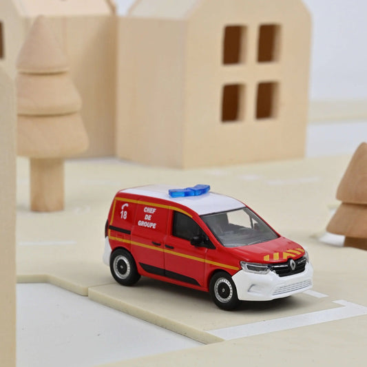 Norev - Kangoo Van 2023 Pompiers - Chef de Groupe - Échelle 1/64