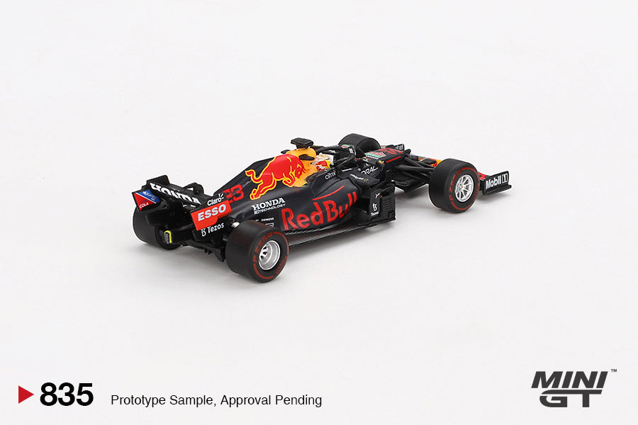 Mini GT - Red Bull RB16B #33 Max Verstappen 2021 Abu Dhabi Grand Prix Winner - Scale 1/64 MGT00835