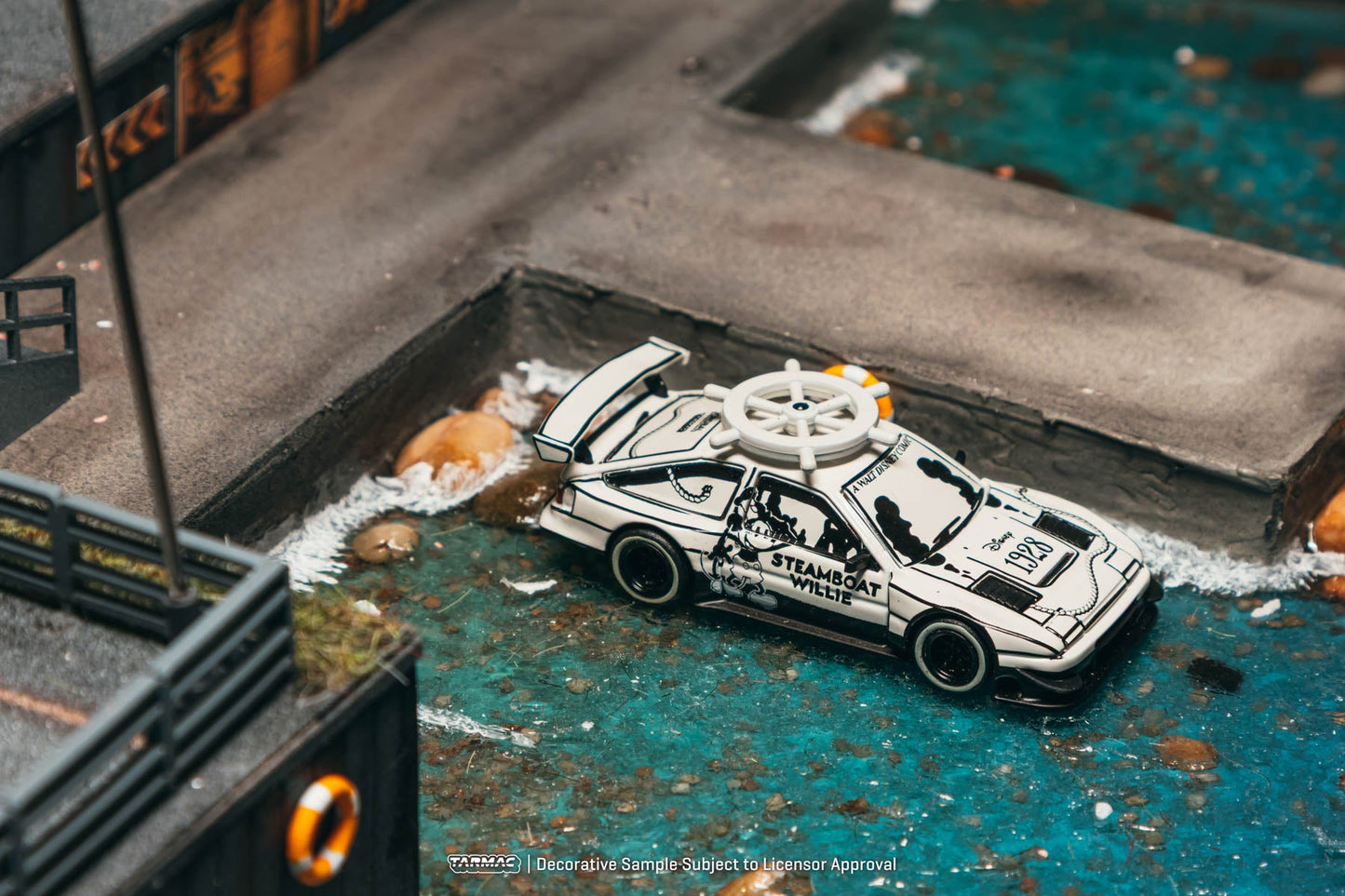 [PRÉCOMMANDE] Tarmac Works - Toyota Sprinter Trueno AE86 Widebody par Jon Sibal Mickey & Friends Steamboat Willie - GLOBAL64 - Échelle 1/64 T64G-060-STEAM