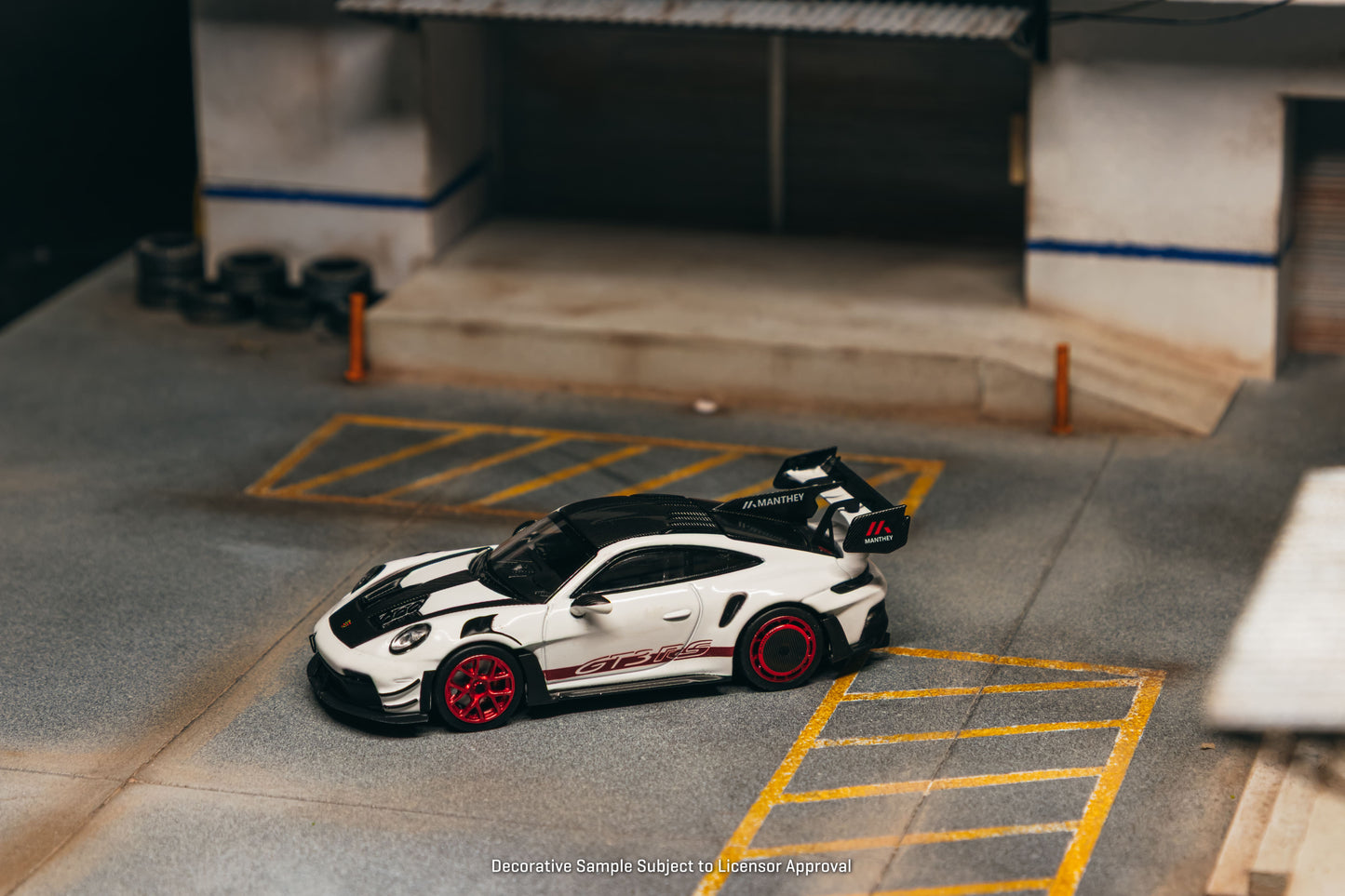 [PRE-ORDER] Tarmac Works x Minichamps - Porsche GT3RS 992-1 Special Edition White 2026 - Scala 1/64 T64MC-023-WR