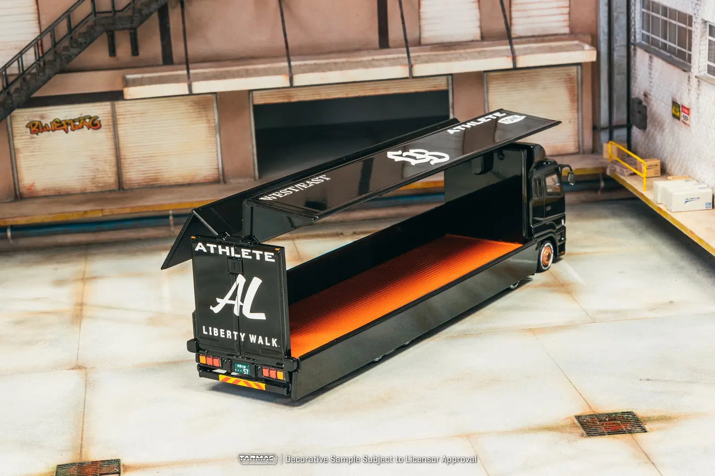 Tarmac Works - Mitsubishi Fuso Super Great LB-TRUCKS - TRUCK64 - Scale 1/64 T64T-TL001-LBB