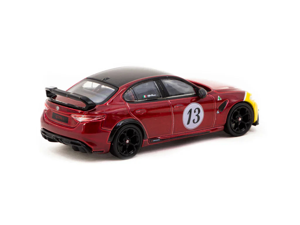 Tarmac Works - Alfa Romeo Giulia GTAm Red / Yellow - Scale 1/64 T64G-TL031-MRY