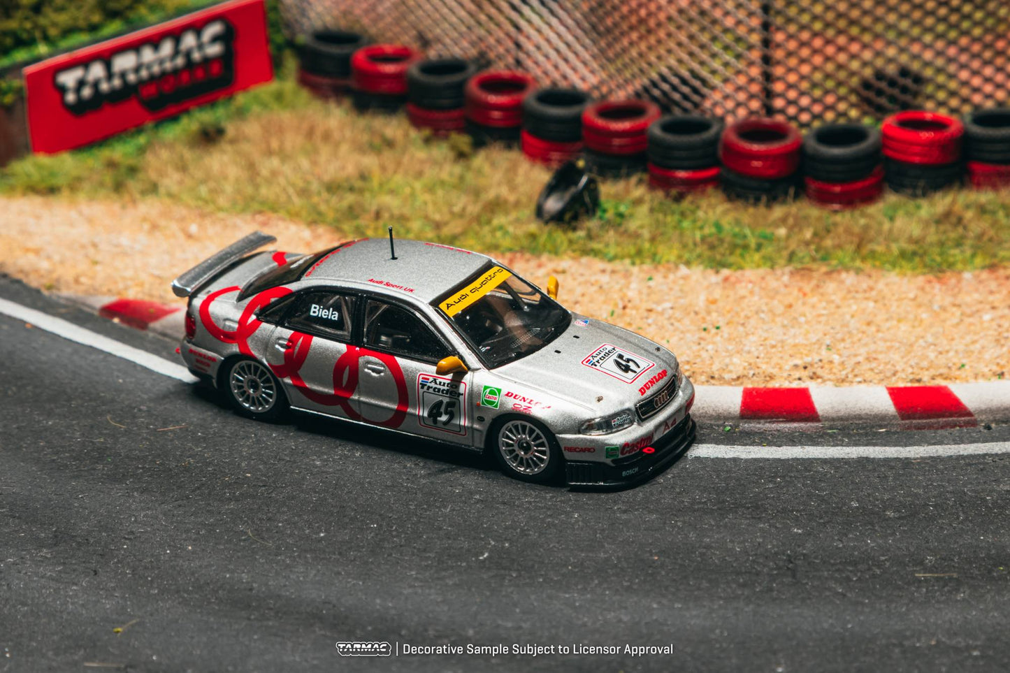 [PRE-ORDER] <span translate="no">Tarmac Works</span> - AUDI A4 QUATTRO Frank Biela BTCC Champion 1996 with Trading Cards Combo Set - HOBBY64 - 1/64 Scale T64-077-96BTC45