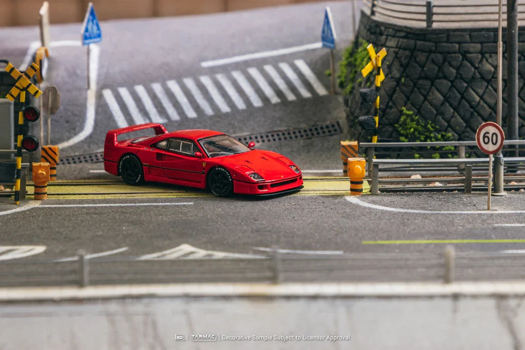 Tarmac Works - Ferrari F40 Lightweight Red - Scala 1/64 T64R-076-RE