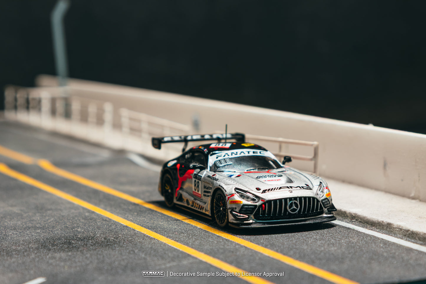 [PRE-ORDER] Tarmac Works - Mercedes-AMG GT3 #88 2022 24H of SPA Winner Jules Gounon - HOBBY64 - Scala 1/64 T64-062-22SPA88