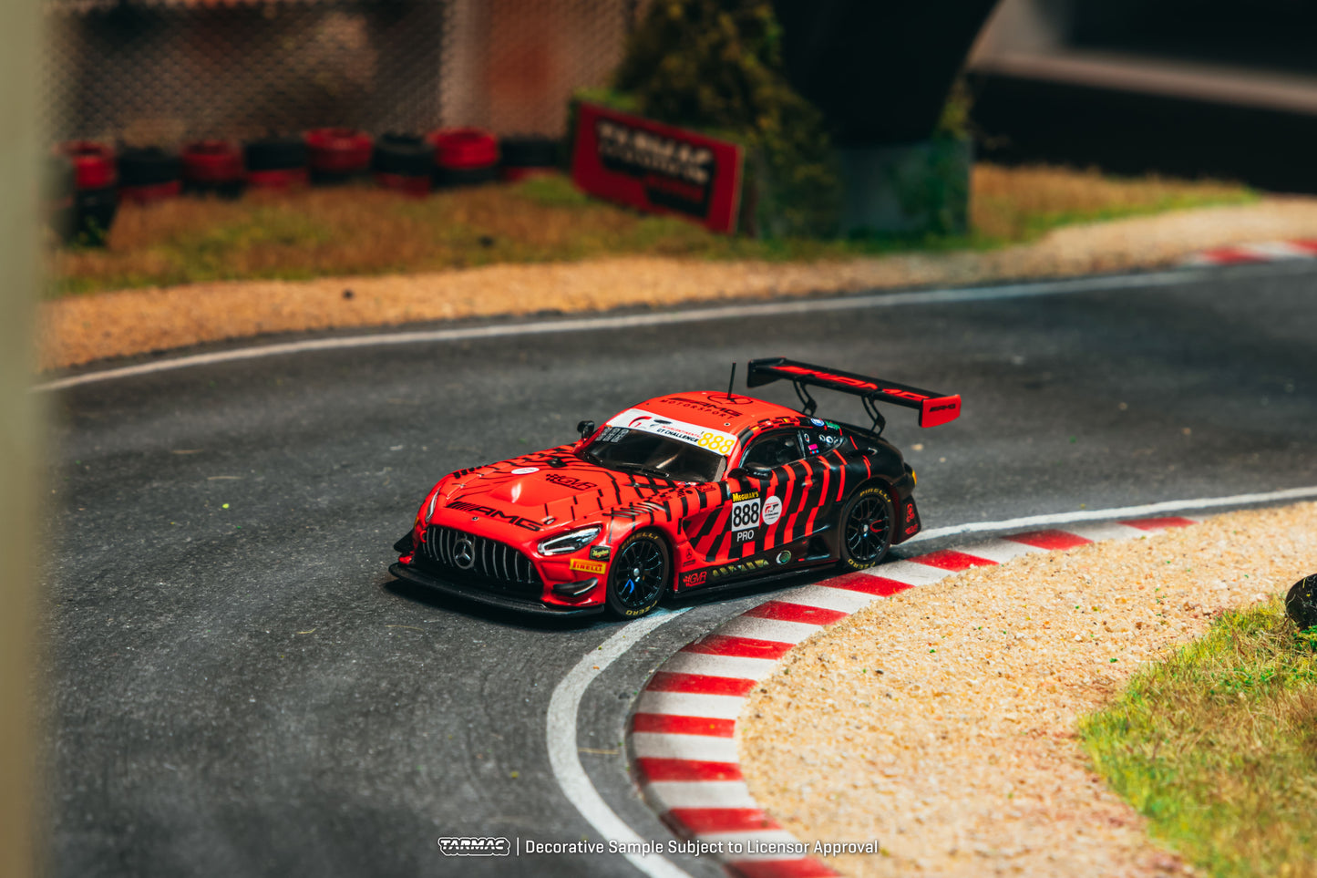 [PRÉCOMMANDE] Tarmac Works - Mercedes -Benz AMG GT GT3 #888 Maro Eengel Bathurst 12H 2026 - HOBBY64 - Échelle 1/64 T64-062-26BH888