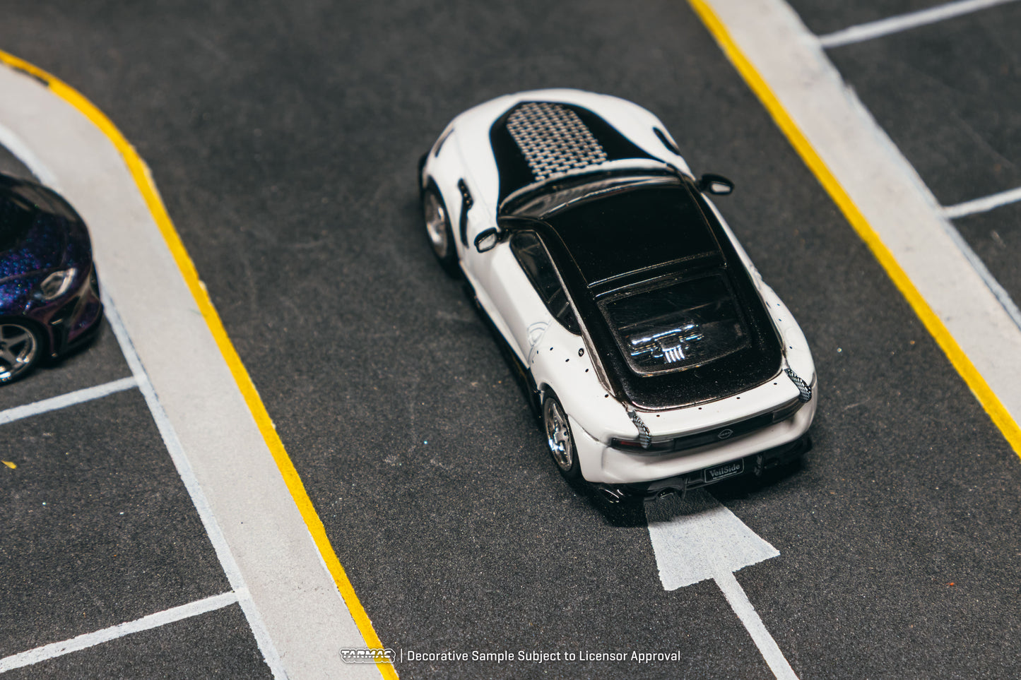 [PRE-ORDER] Tarmac Works - Nissan FFZ400 Veilside Fairlady Z White 2025 - GLOBAL64 - Scala 1/64 T64G-074-WH