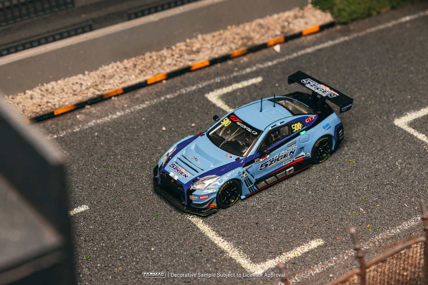 [PRE-ORDER] <span translate="no">Tarmac Works</span> - Nissan GT-R R35 NISMO GT3 GT World Challenge Asia 2025 Beijing Street Circuit Winner TEAM 5ZIGEN 2025 - HOBBY64 - 1/64 Scale T64-035-25BJ500