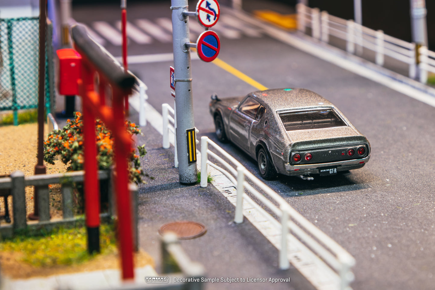 [PRE-ORDER] Tarmac Works - Nissan Skyline 2000GT-R (KPGC110) Silver 1969 - GLOBAL64 - Scala 1/64 T64G-087-SL