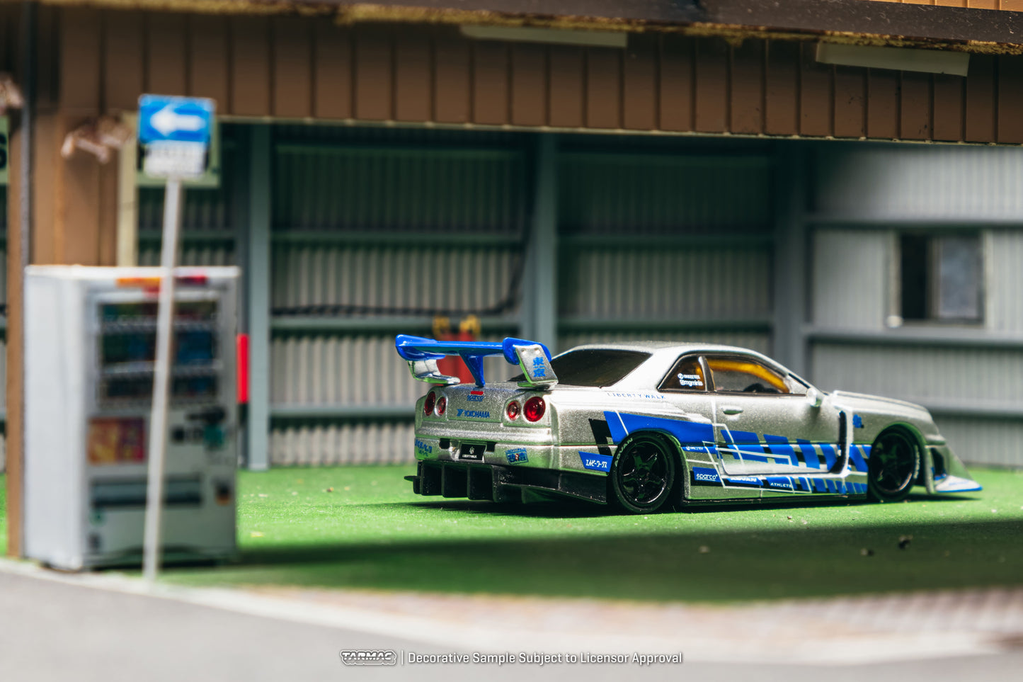 [PRE-ORDER] Tarmac Works - Nissan Skyline GTR (ER34) LB SUPER SILHOUETTE MGMINI SEMA Show 2025 - HOBBY64 - 1/64 Scale T64-104-MG