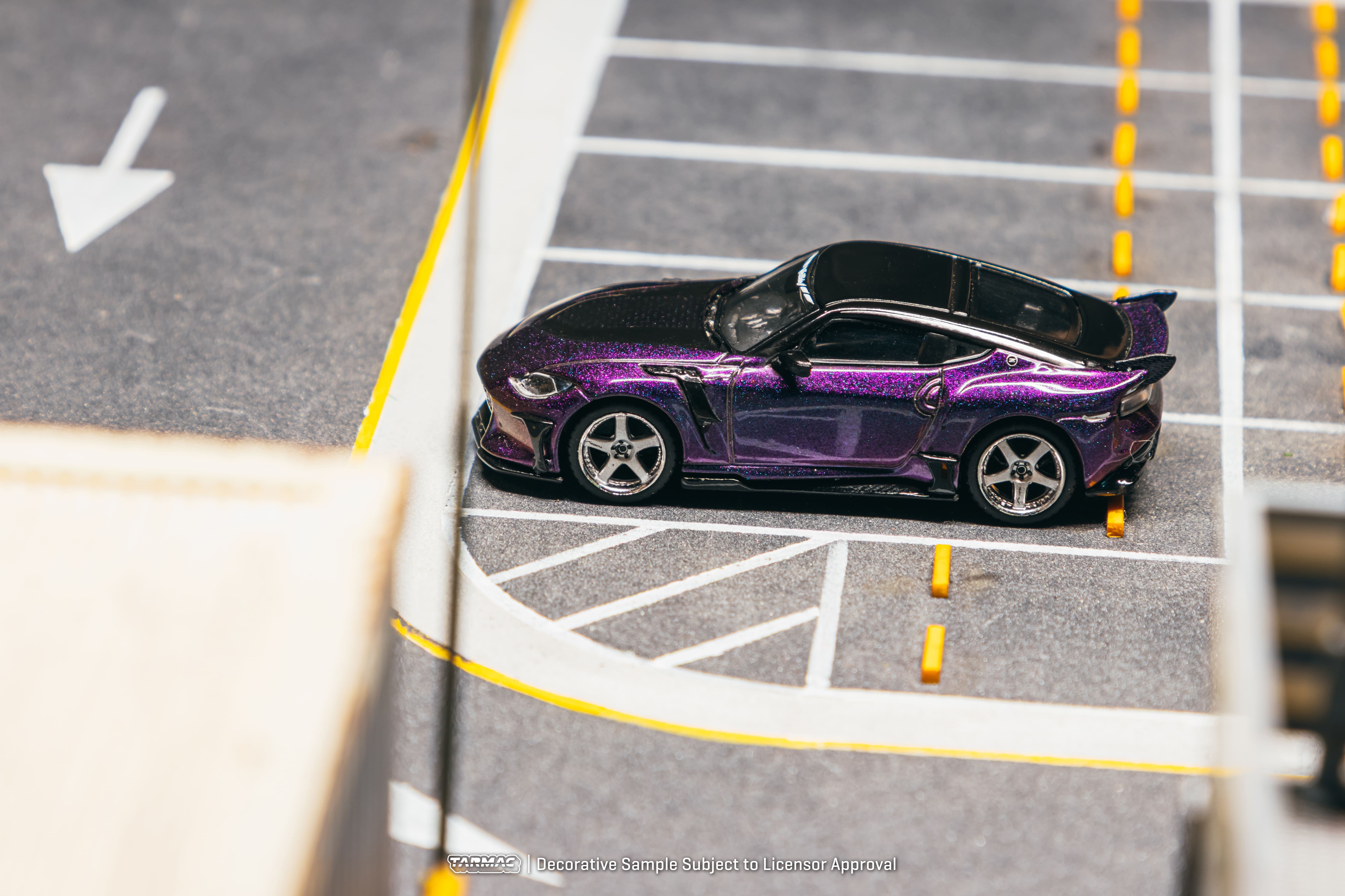 PRE-ORDER] Tarmac Works - Nissan VeilSide FFZ400 Fairlady Z
