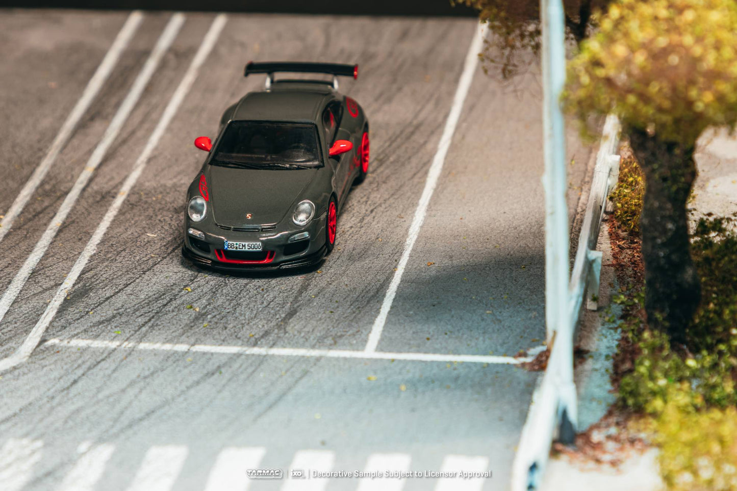 Tarmac Works - Porsche 911 GT3 RS (997.2) Gray 2008 - GLOBAL64 - 1/64 Scale T64G-091-GY