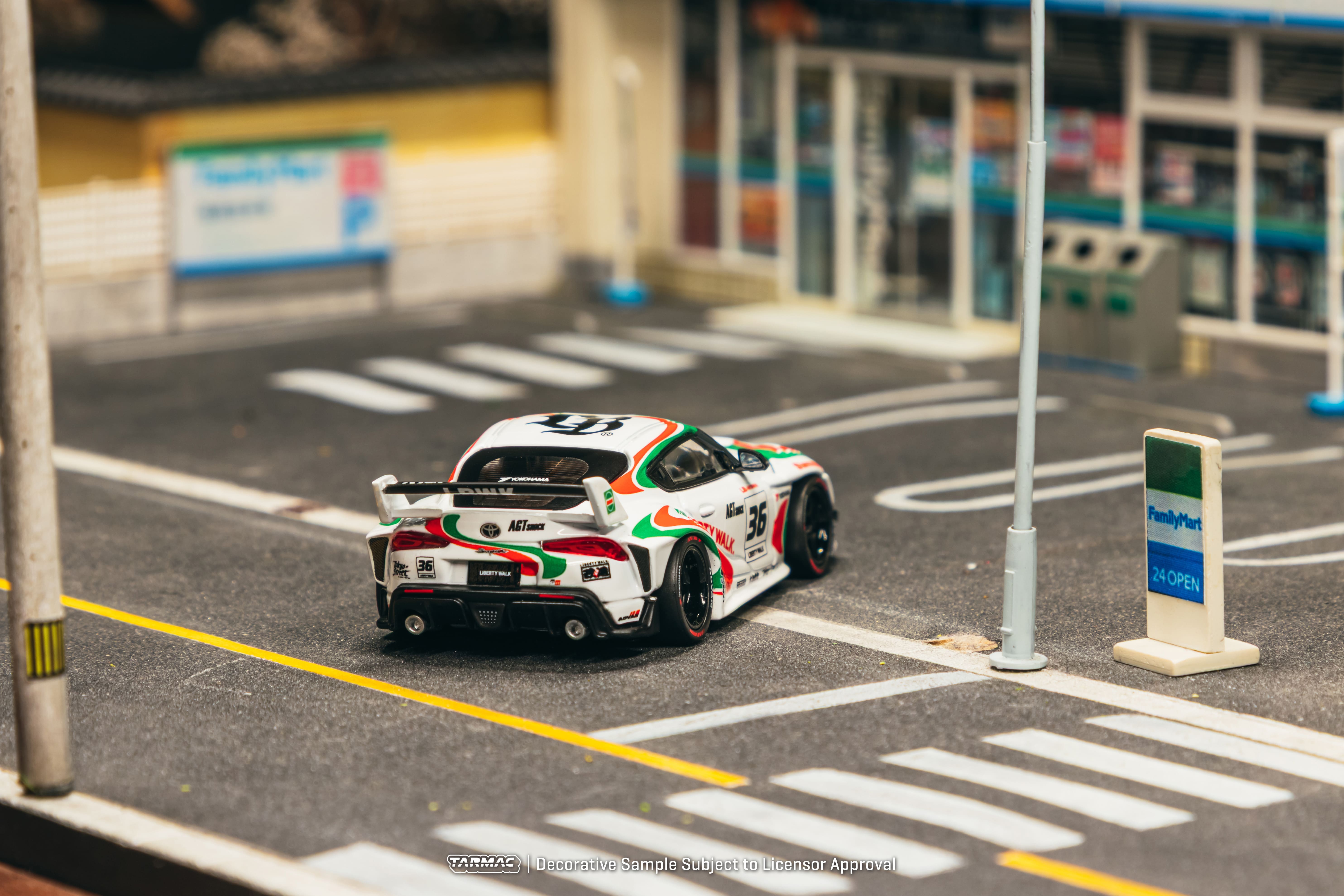 PRE-ORDER] Tarmac Works - Toyota Supra LB-WORKS Castrol Tribute
